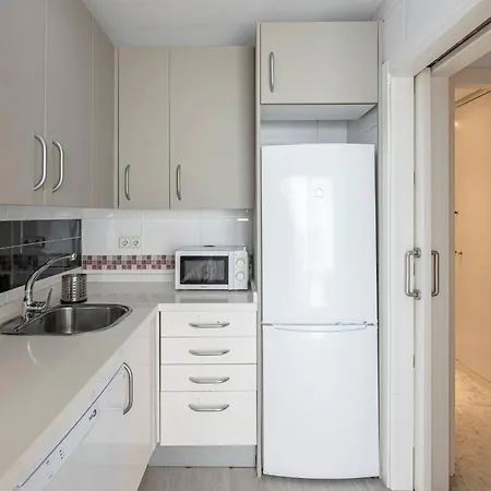 شاليه Bright With Swimming Pool And Beachfront ماربيا