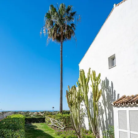 Bright With Swimming Pool And Beachfront * Marbella