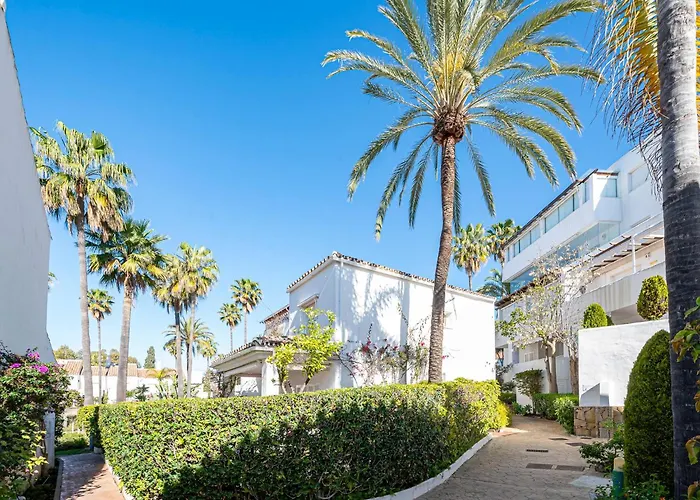 Bright With Swimming Pool And Close To Sea *