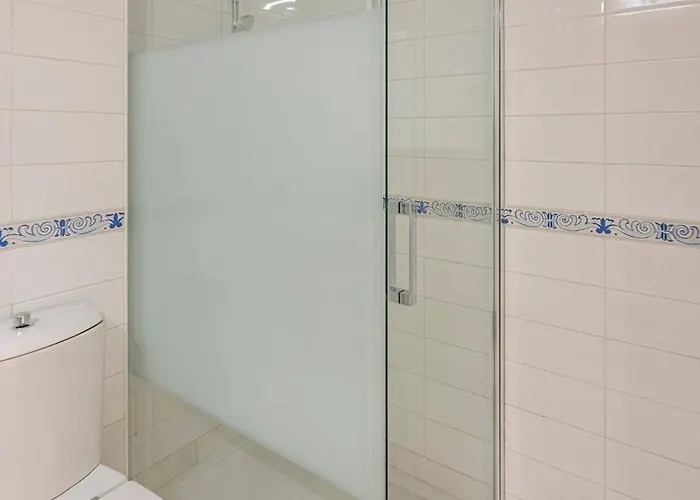 Bright With Swimming Pool And Close To Sea Chalet