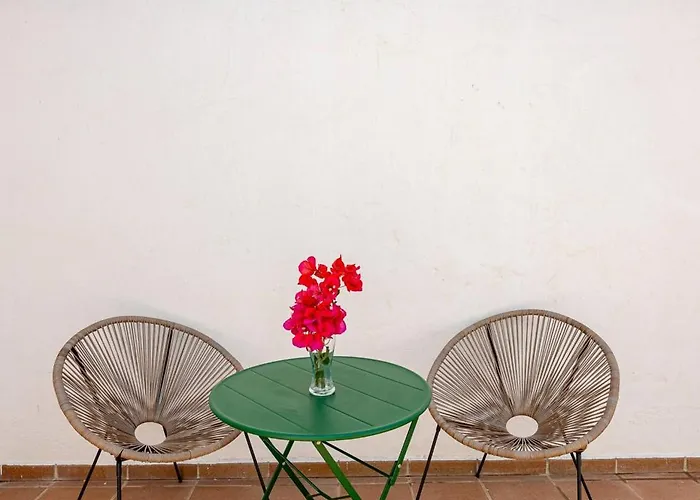 Bright With Swimming Pool And Close To Sea Marbella