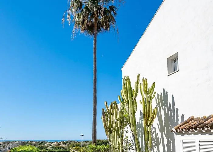 Bright With Swimming Pool And Close To Sea * Marbella