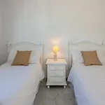 Bright With Swimming Pool And Beachfront Marbella