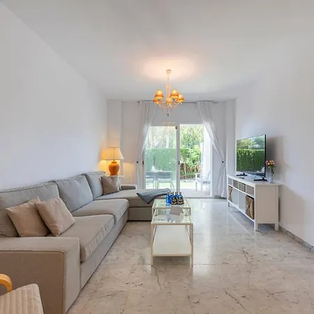 Шале Bright With Swimming Pool And Close To Sea *